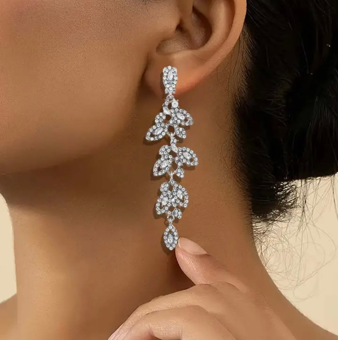 Dangling Leaves Clip Earrings