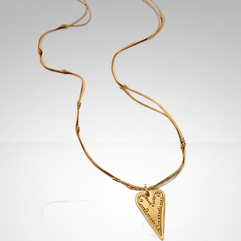 Boho Vintage Vibes Heart Necklace