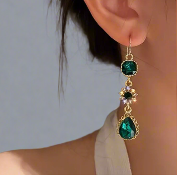 Emerald Green Glass Earrings