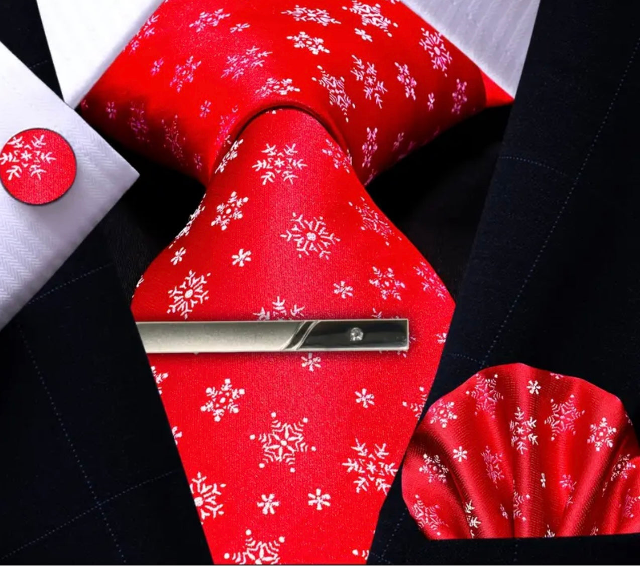 Red White Snow Necktie Set