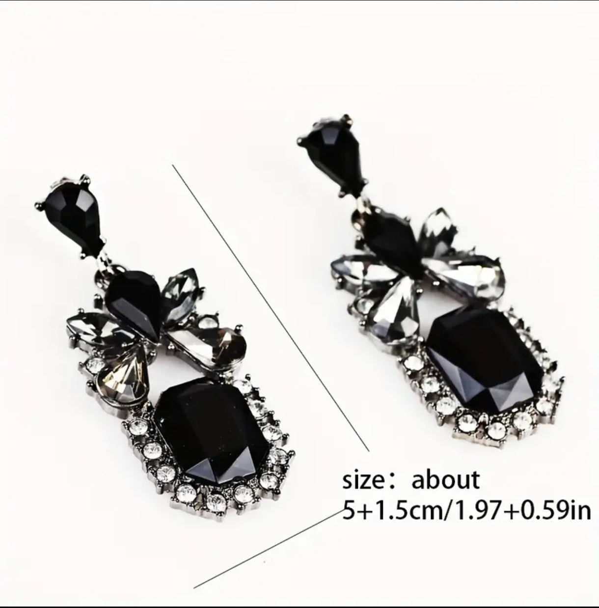 Vintage Vibes Black Earrings
