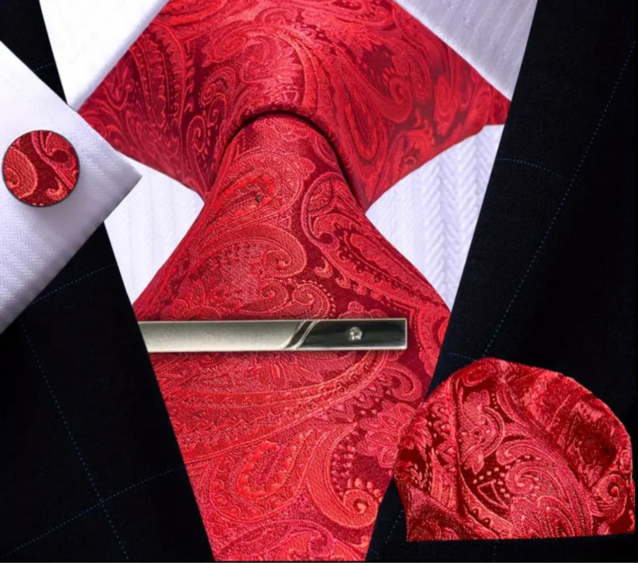 Red Paisley Necktie Set