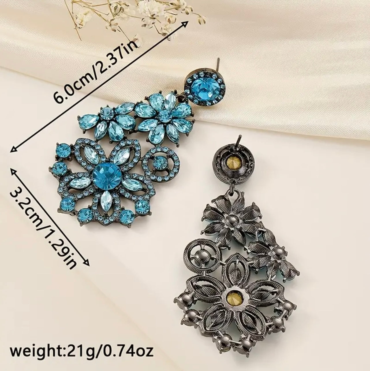 Vintage Vibe Blue Earrings