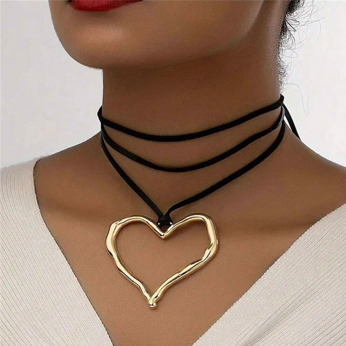 Gold Heart Jewelry Set