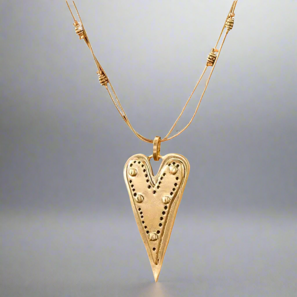 Boho Vintage Vibes Heart Necklace