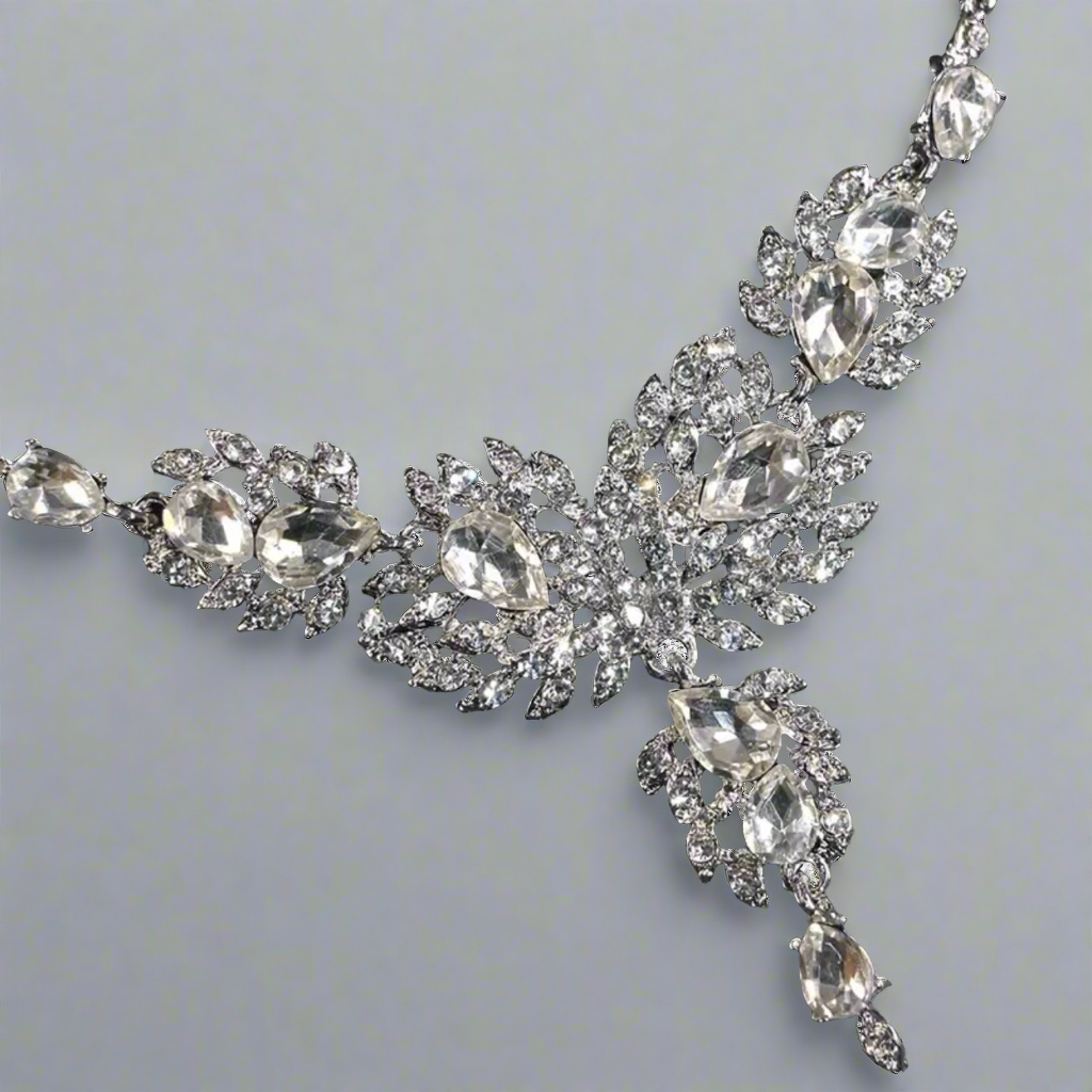 Clear Silver Jewelry Set