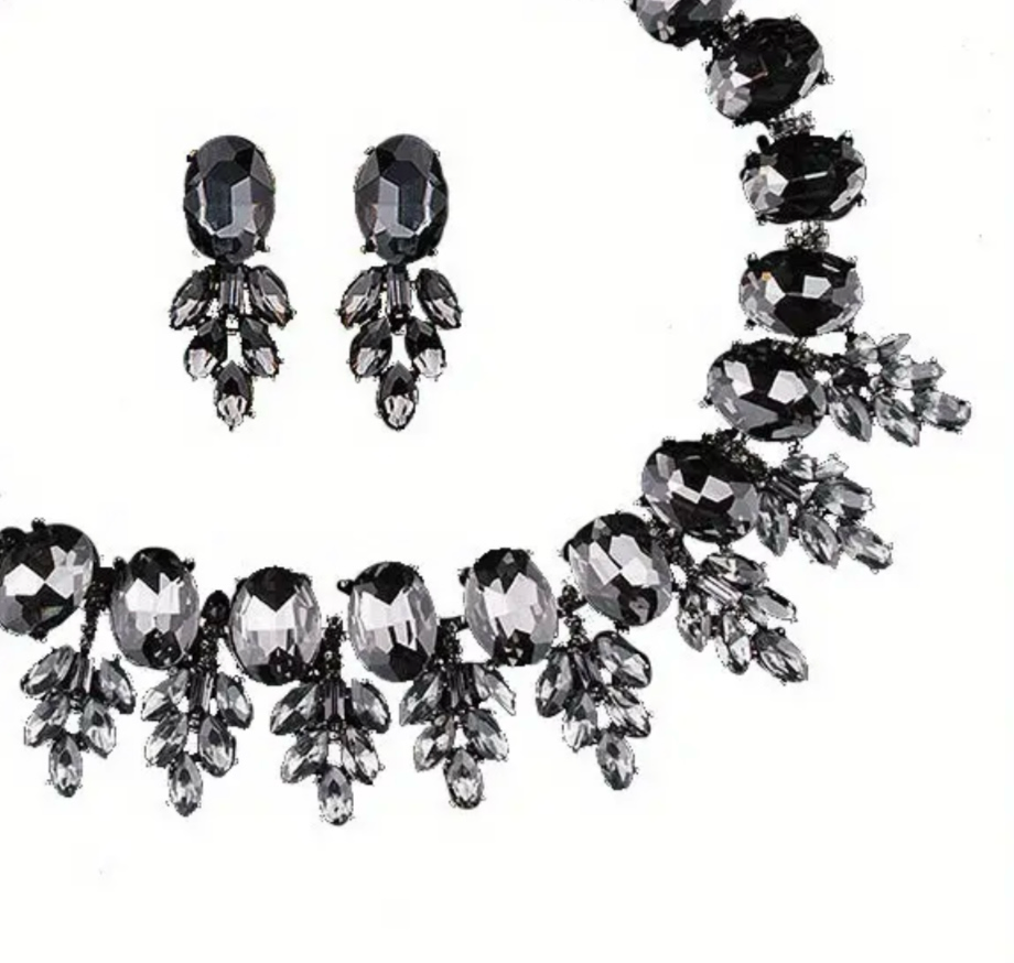 Grand Gemstone Jewelry Set