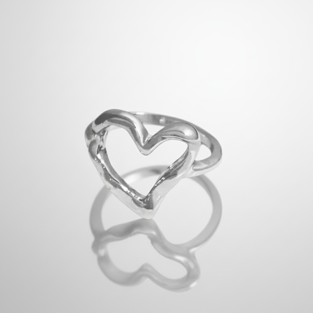 Polished Heart Ring Silver