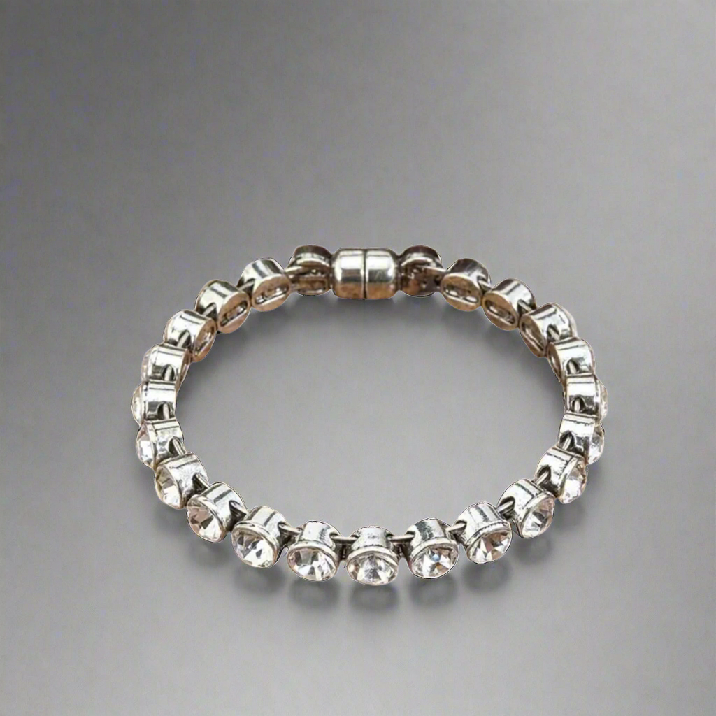 Clear Silver Magnetic Clasp Bracelet