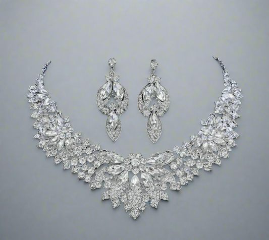 Intricate Floral Jewelry Set