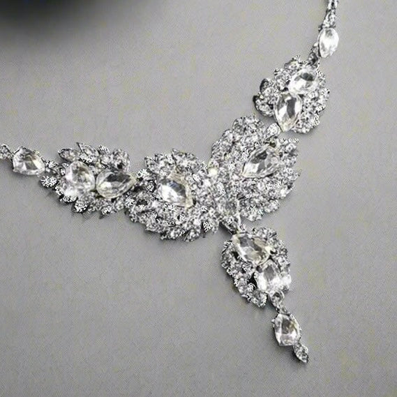 Clear Silver Jewelry Set