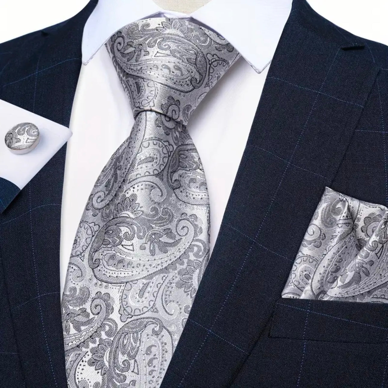 Grey Paisley Necktie Set