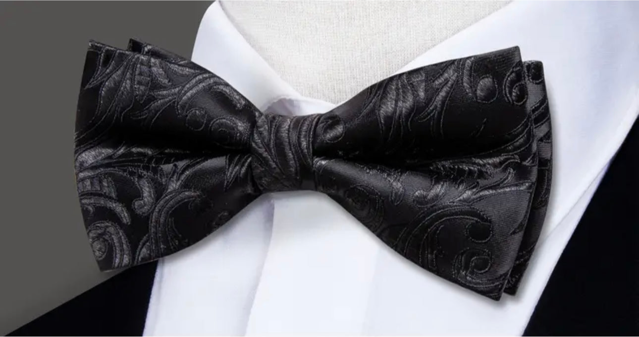Black Scroll Bowtie Set
