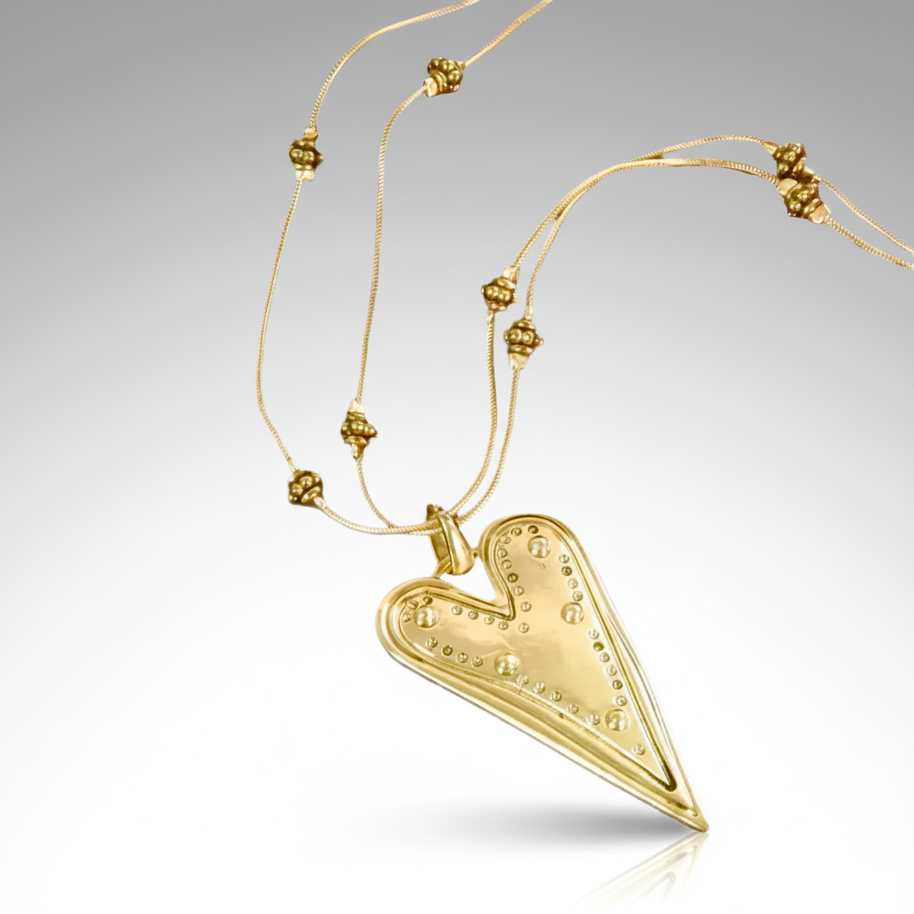 Boho Vintage Vibes Heart Necklace