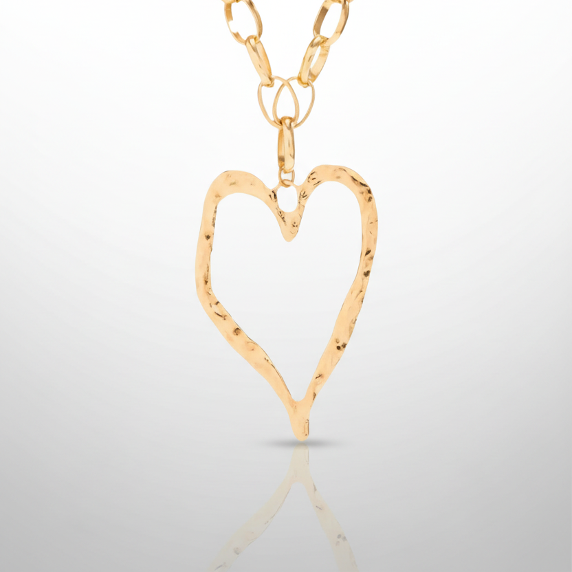 Exaggerated Heart Pendant & Chain