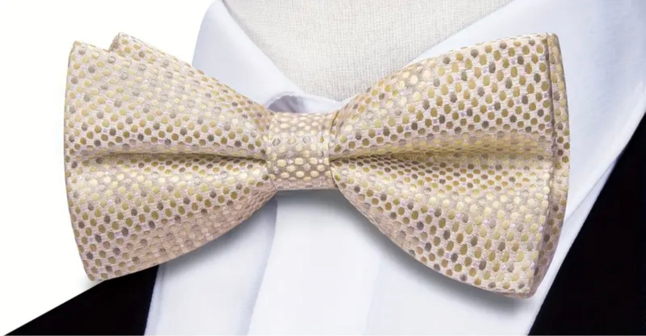 Ivory Gold Paisley Bowtie Set