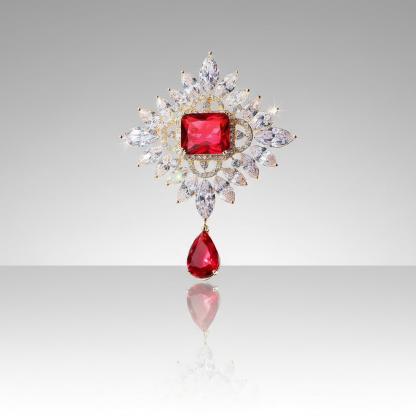 Royal Court Brooch Pin