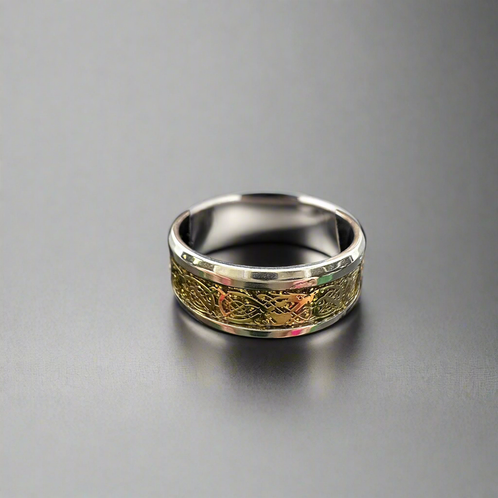 Pattern Band Ring