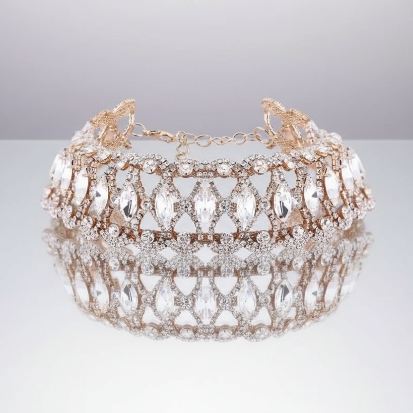 Glamorous Choker Necklace