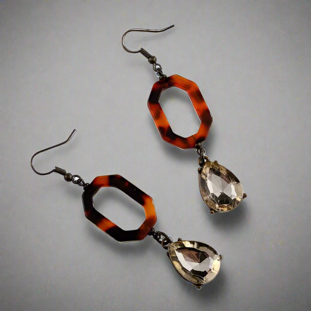 Chic Amber Tortuoise Earrings