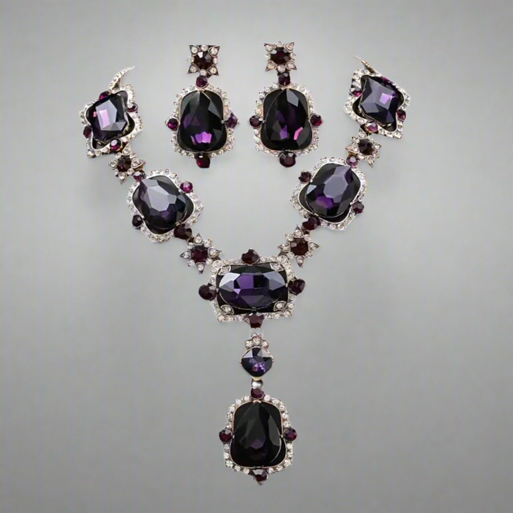 Regal Jewelry Set