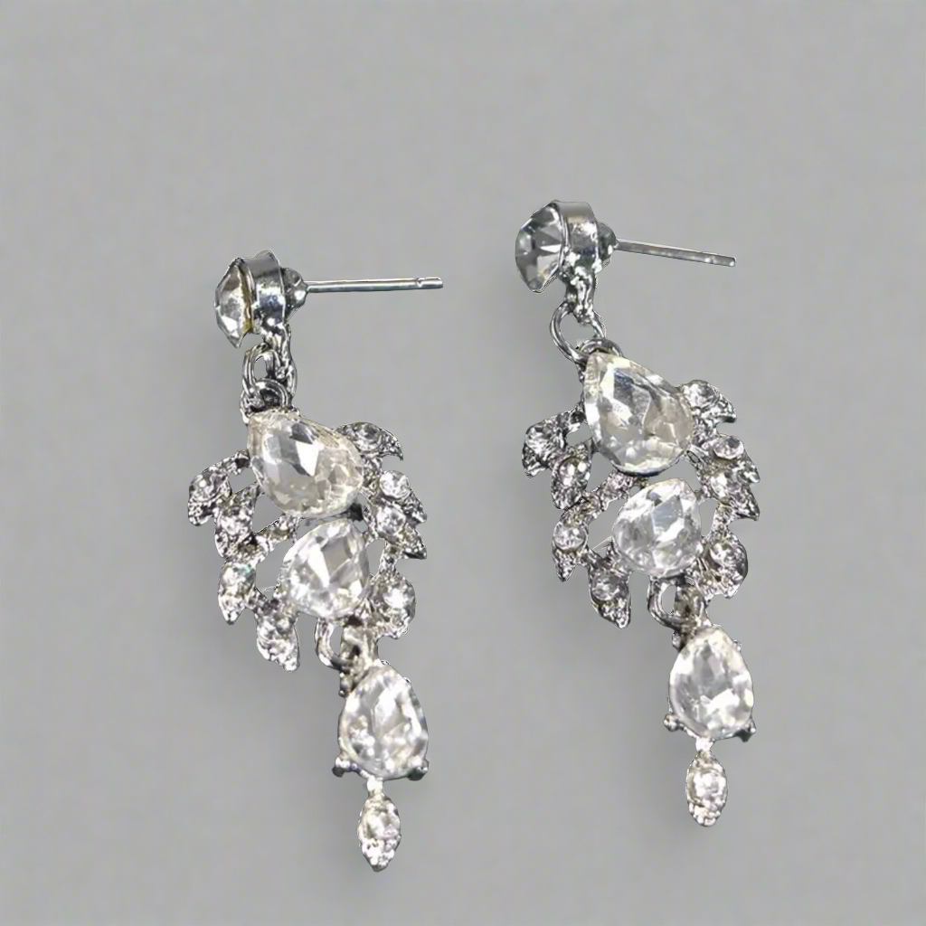 Clear Silver Jewelry Set