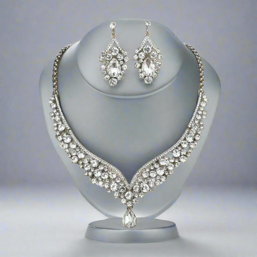 Teardrop Clear Jewelry Set