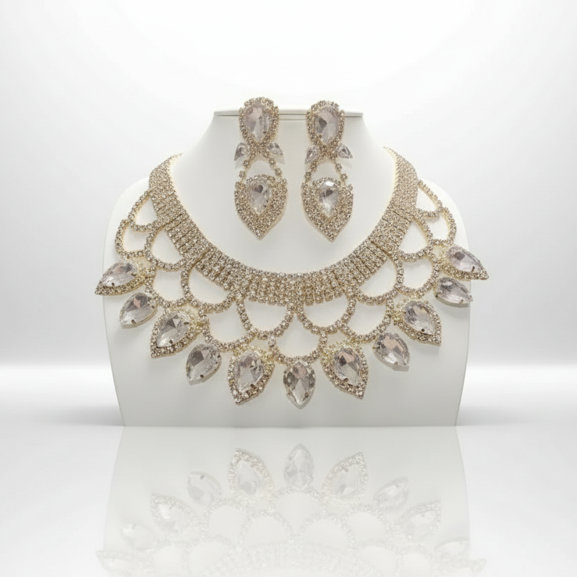 Extravagant Rhinestone Jewelry Set