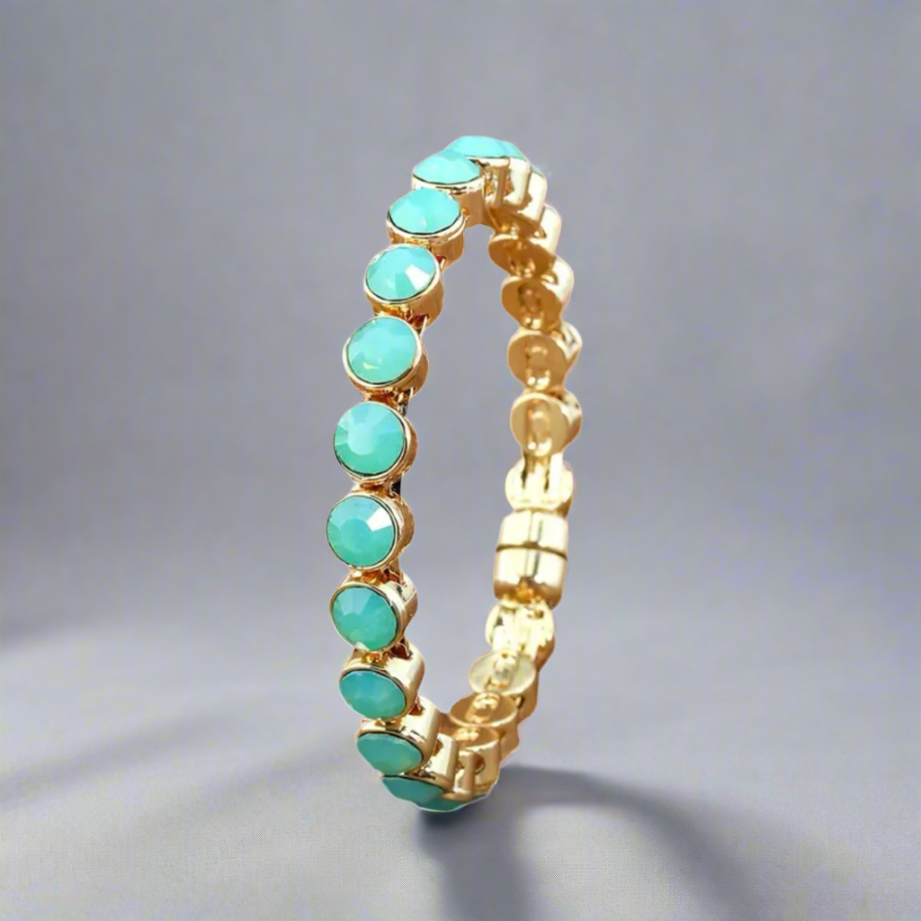 Green Sparkling Jade Gold Magnetic Clasp Bracelet