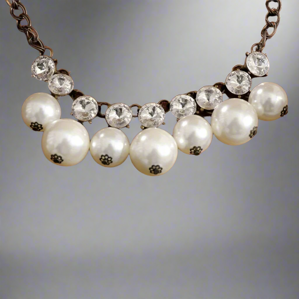 Pearl Rhinestone Necklace